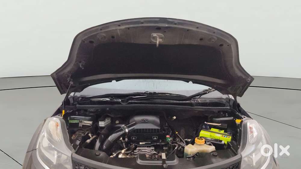 Tata Nexon 1.2 Revotron Xm, 2018, Petrol