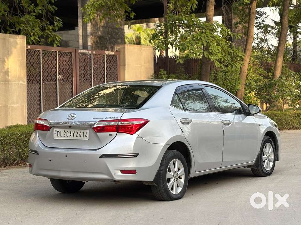 Toyota Corolla Altis [2014-2017] 1.8 G Cvt, 2016, Petrol