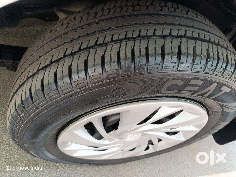 Toyota Innova 2.5 G (diesel) 8 Seater, 2016, Diesel