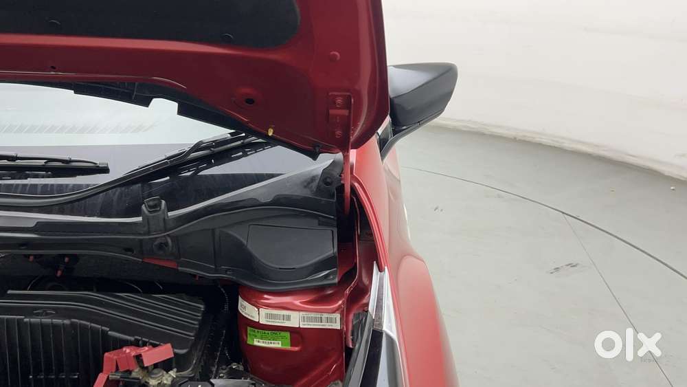 Tata Altroz 1.2 Xt, 2022, Petrol