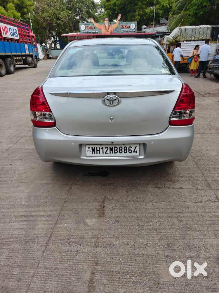 Toyota Etios V Sp, 2015, Petrol