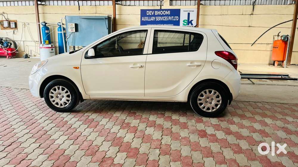 Hyundai I20 Magna 1.2 Mt, 2010, Petrol