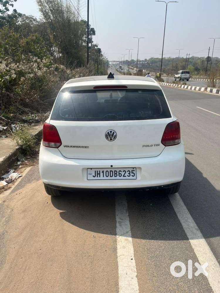 Touchscreen Infotainment System Reverse Parking Camera