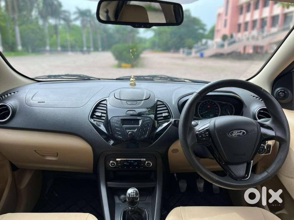Ford Aspire Titanium 2017 Petrol
