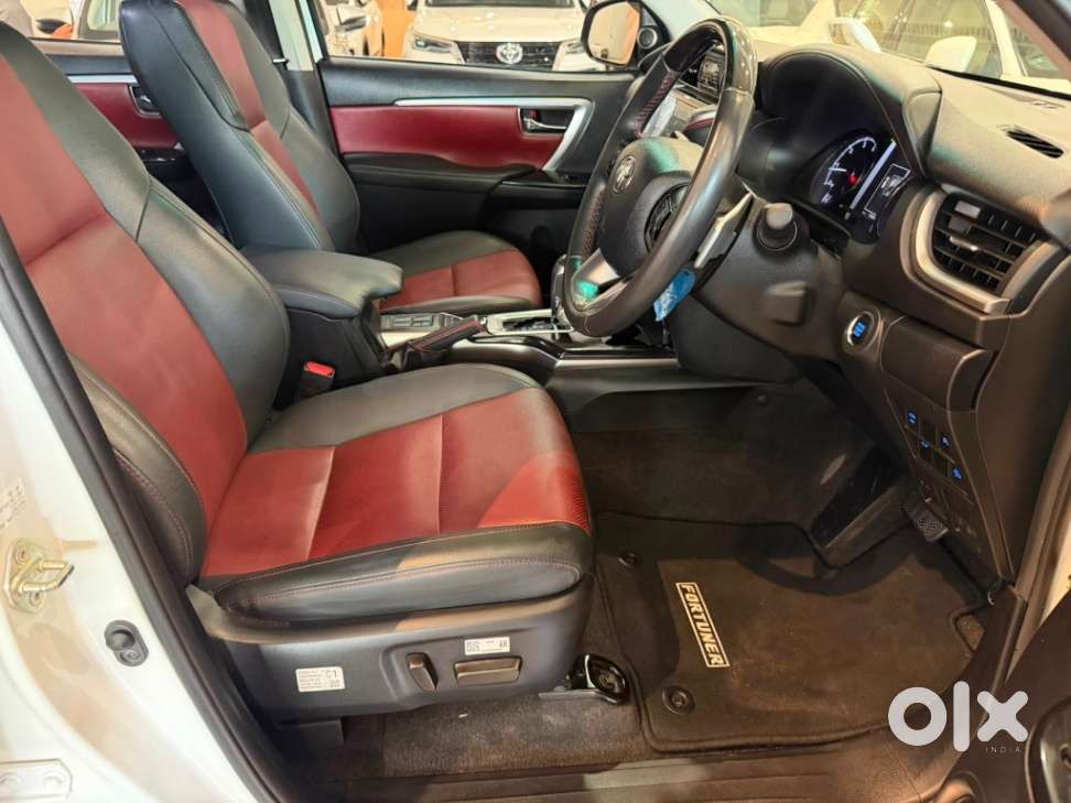 Toyota Fortuner Legender 4x2 At 2.8, 2024, Diesel