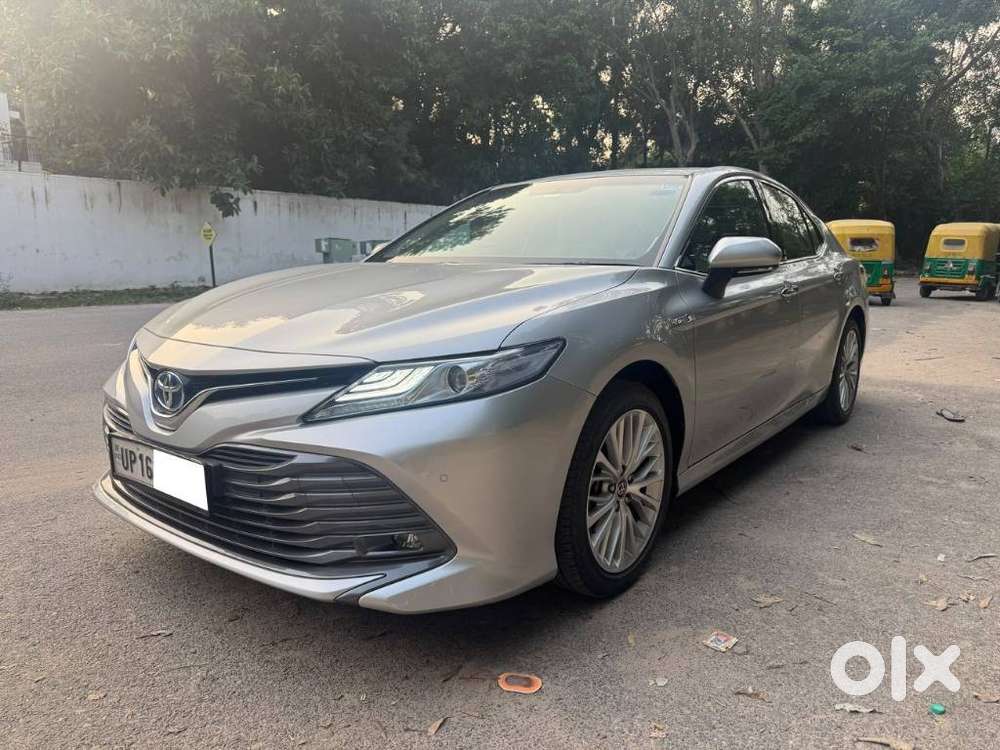 Toyota Camry Hybrid, 2021, Petrol