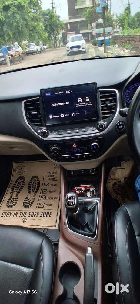 Hyundai Verna, 2023, Petrol