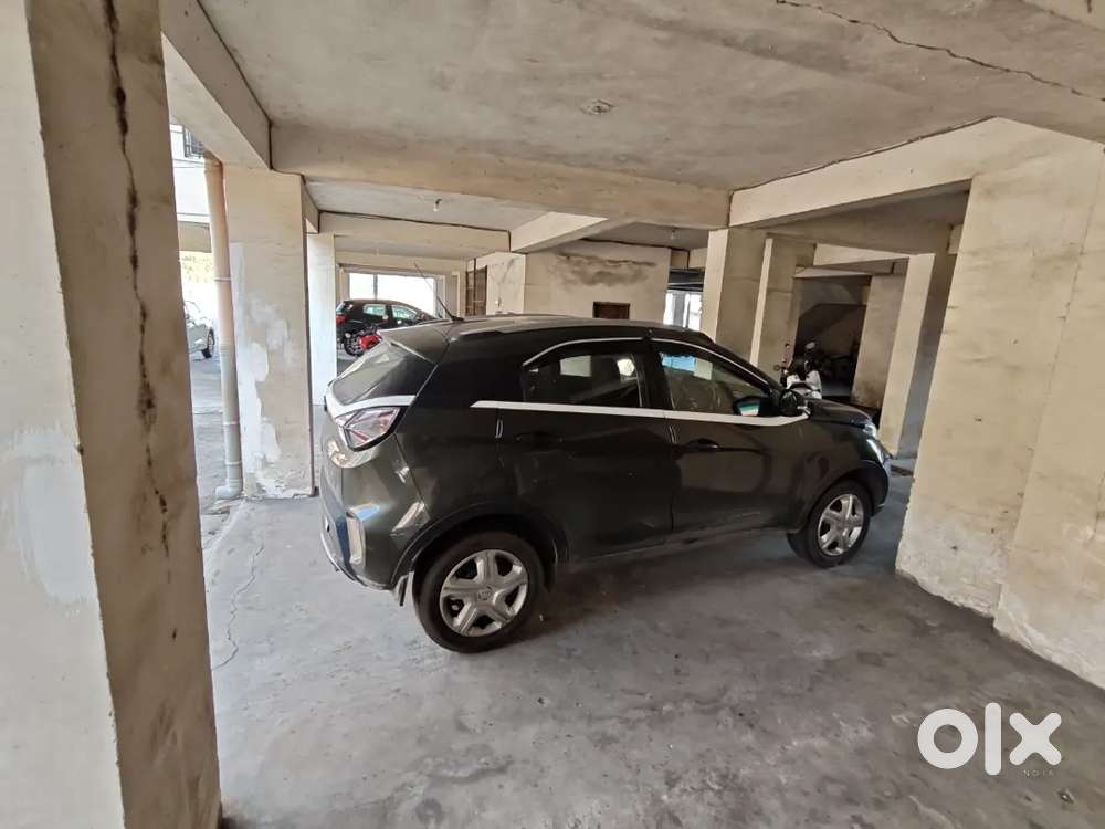 Tata Nexon 2022  Only 35000km  Relocating Sale - ₹700000