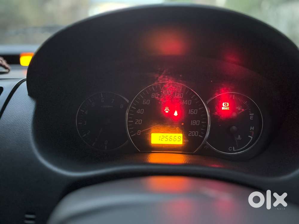 Maruti Suzuki Swift Dzire 1.2 Vxi Bsiv, 2011, Petrol