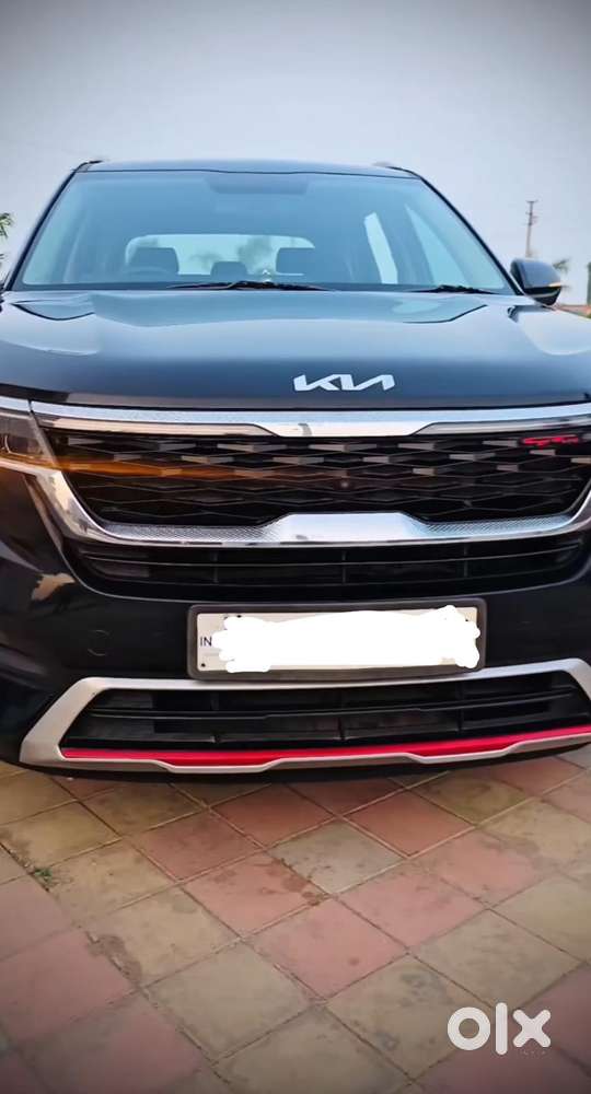 Top Model ,brand New Condition, Non Accidental , 1st Owner