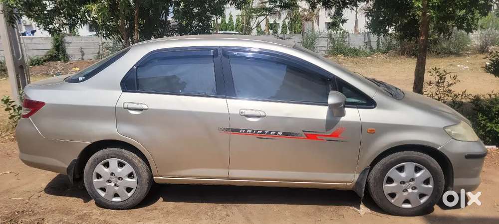 Doctor Owner Honda City 2004 Petrol Well Maintained