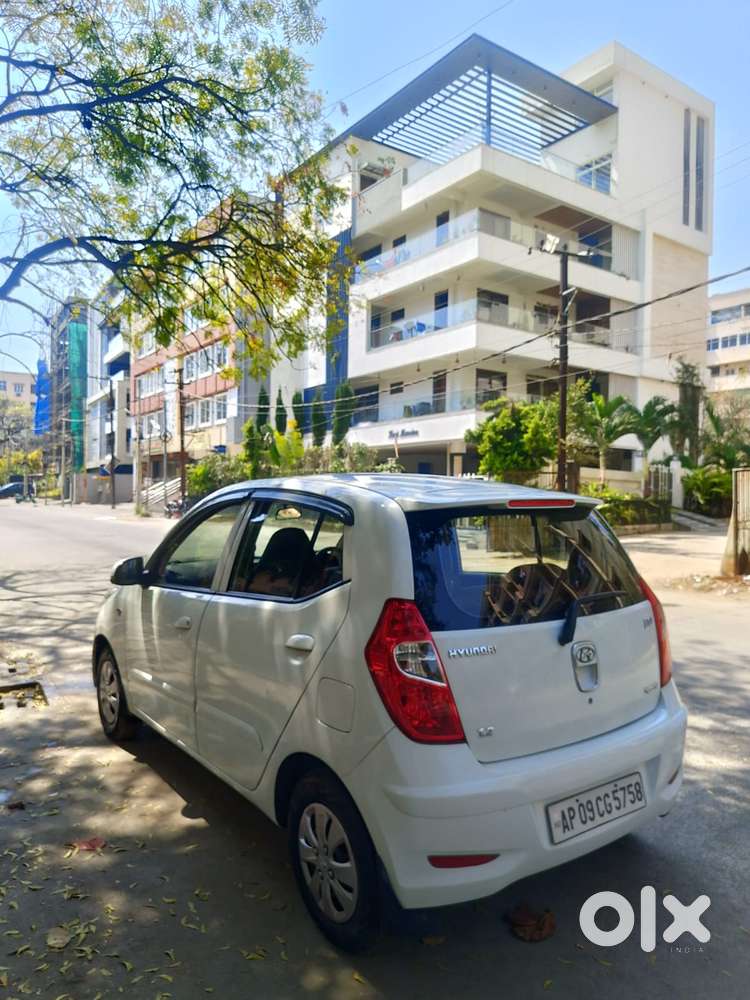 Hyundai I10 Sportz, 2011, Petrol