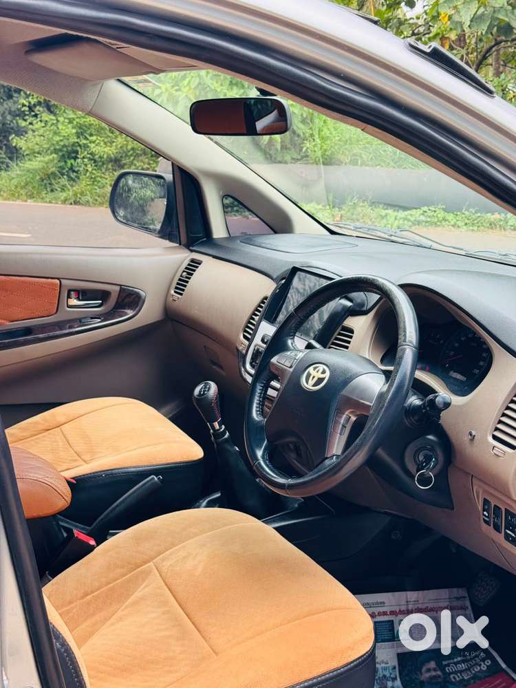 Toyota Innova 2.5 V 7 Str, 2015, Diesel