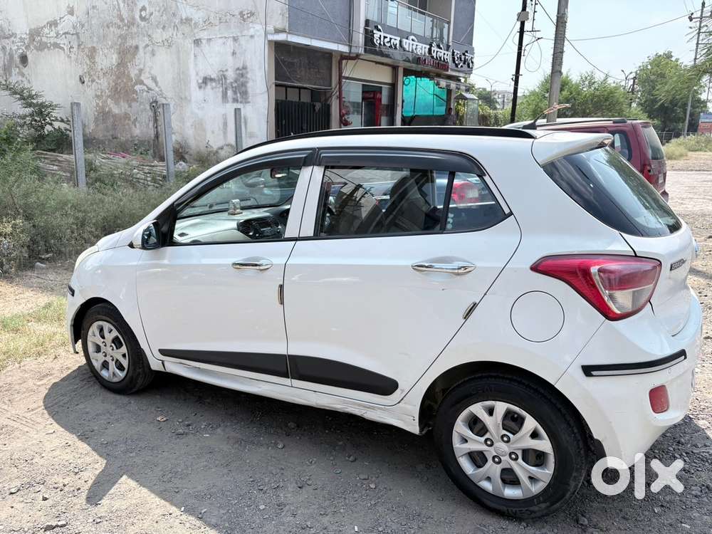 Hyundai Grand I10 Sportz 2014