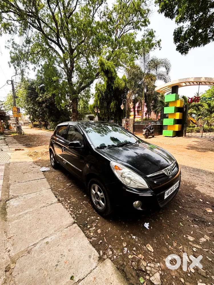 Hyundai I20 Asta Top Model Life Time Tax Cf2031