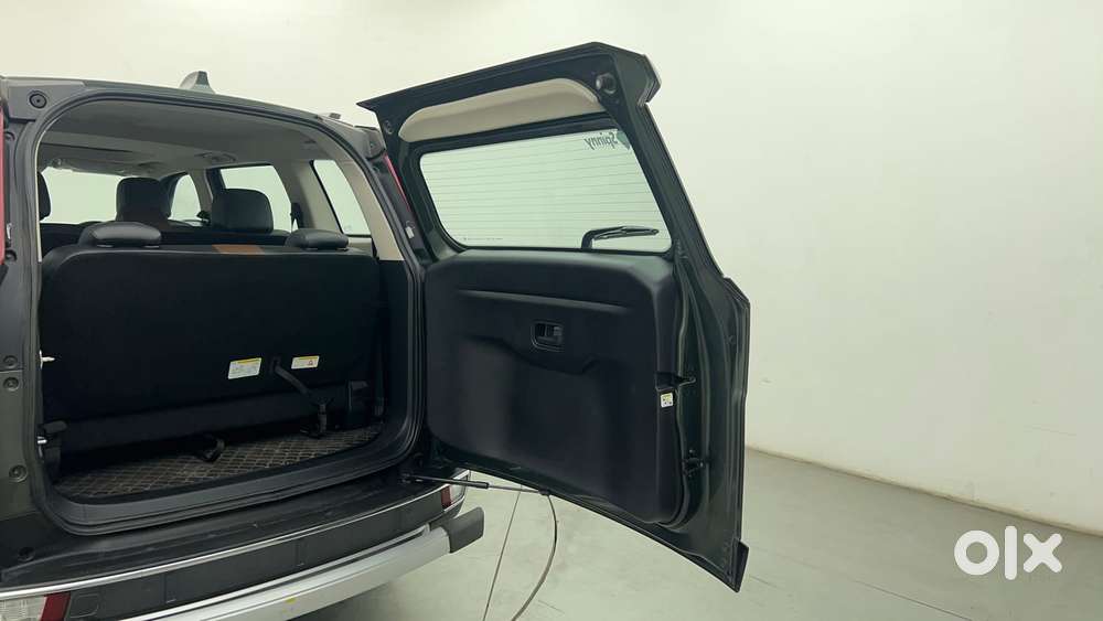 Mahindra Scorpio N Z8 Petrol At 7 Str, 2024, Petrol