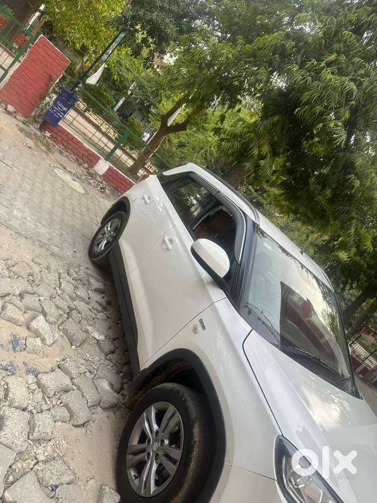 Maruti Suzuki Brezza 2017 Diesel Well Maintained