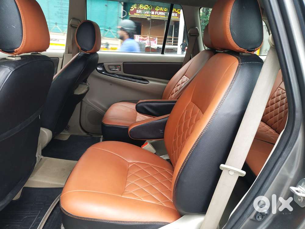 Toyota Innova 2.5 Z Diesel 7 Seater Bs Iv, 2014, Diesel