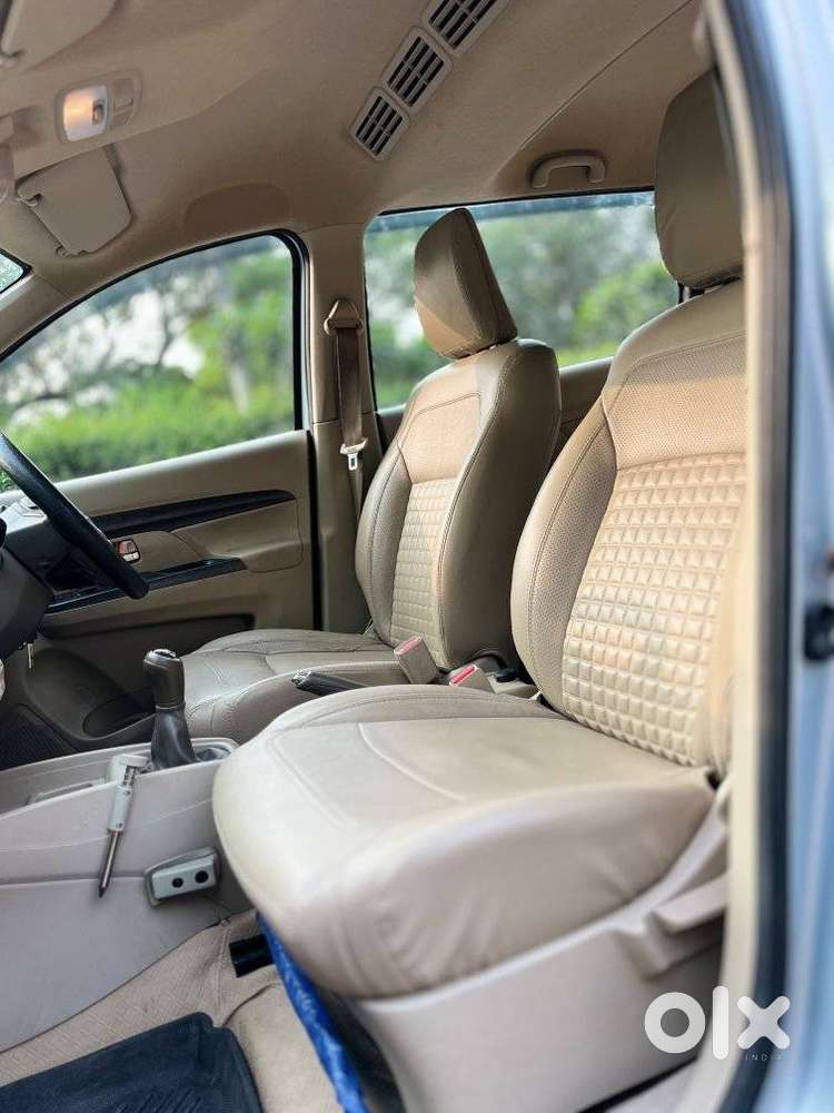 Maruti Suzuki Ertiga 1.4 Vxi Cng Anniversary Edition, 2022, Cng & Hy..