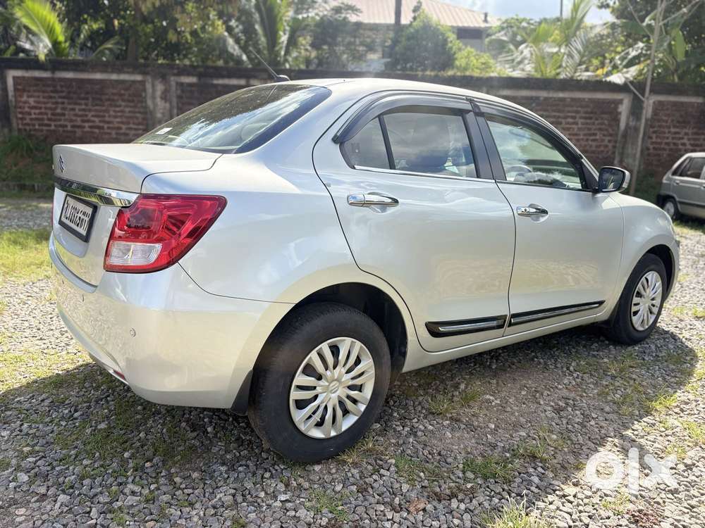Maruti Suzuki Dzire 1.2 Vxi, 2019, Petrol