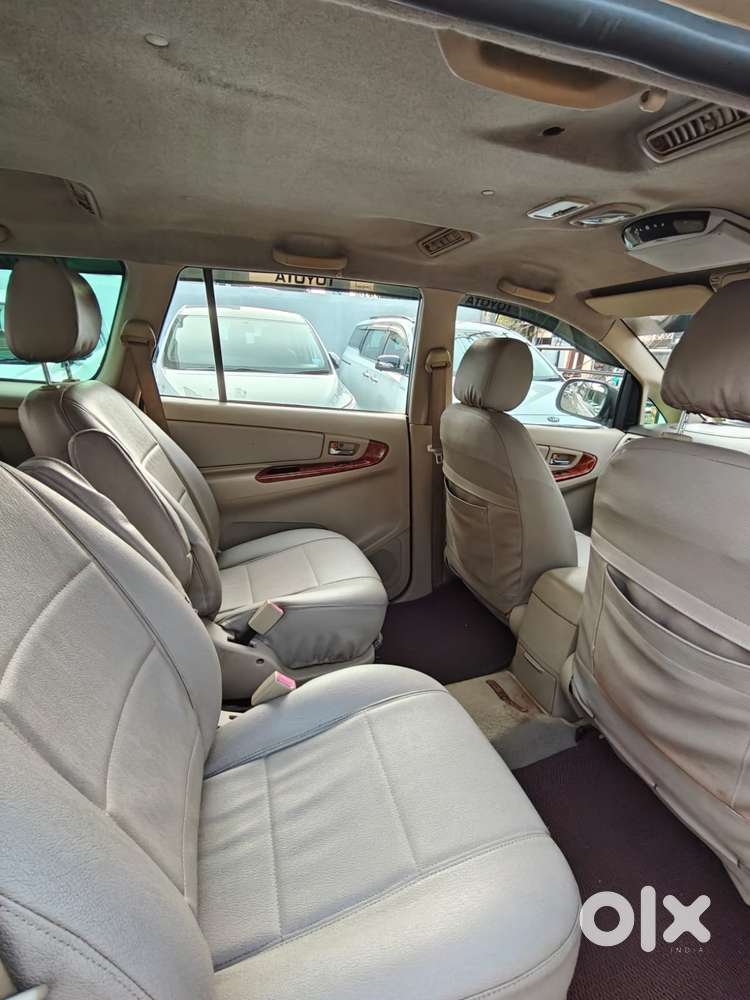 Toyota Innova 2.5 V 7 Str, 2007, Diesel