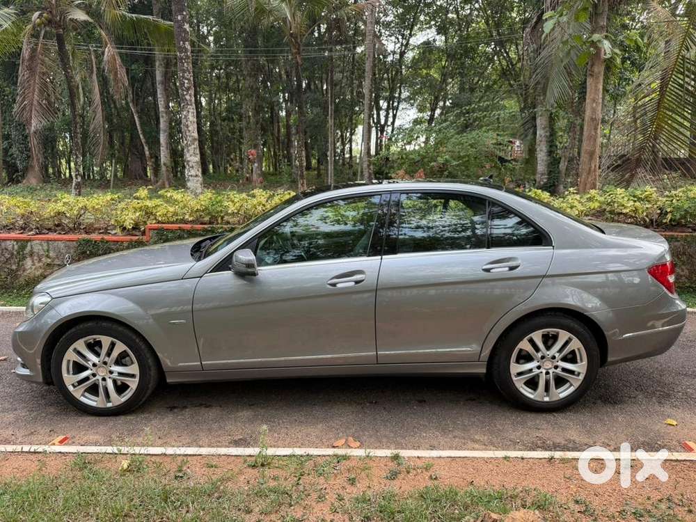 Mercedes-benz C-class 2011 Diesel 89375 Km Driven