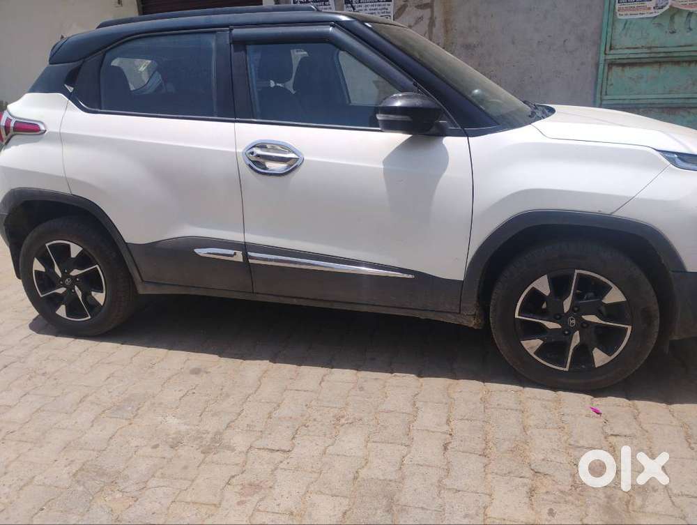 Tata Punch 2022 Petrol 30000 Km Driven
