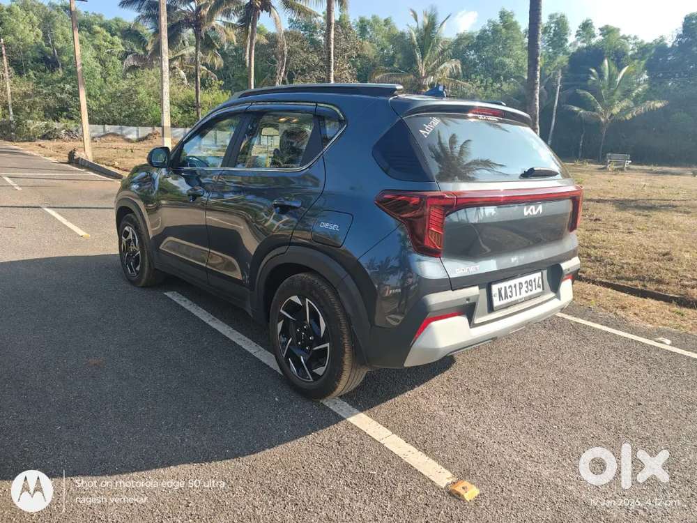 It's Kia Sonet Htk O Diesel 2024 Desmber