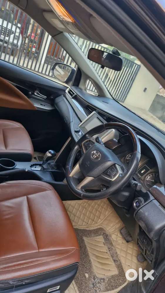 Toyota Innova Crysta