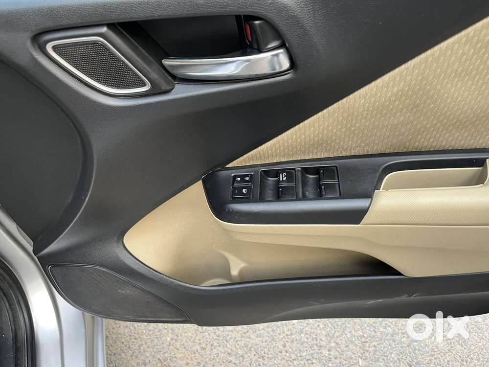 Honda City I-vtec Cvt V, 2018, Petrol