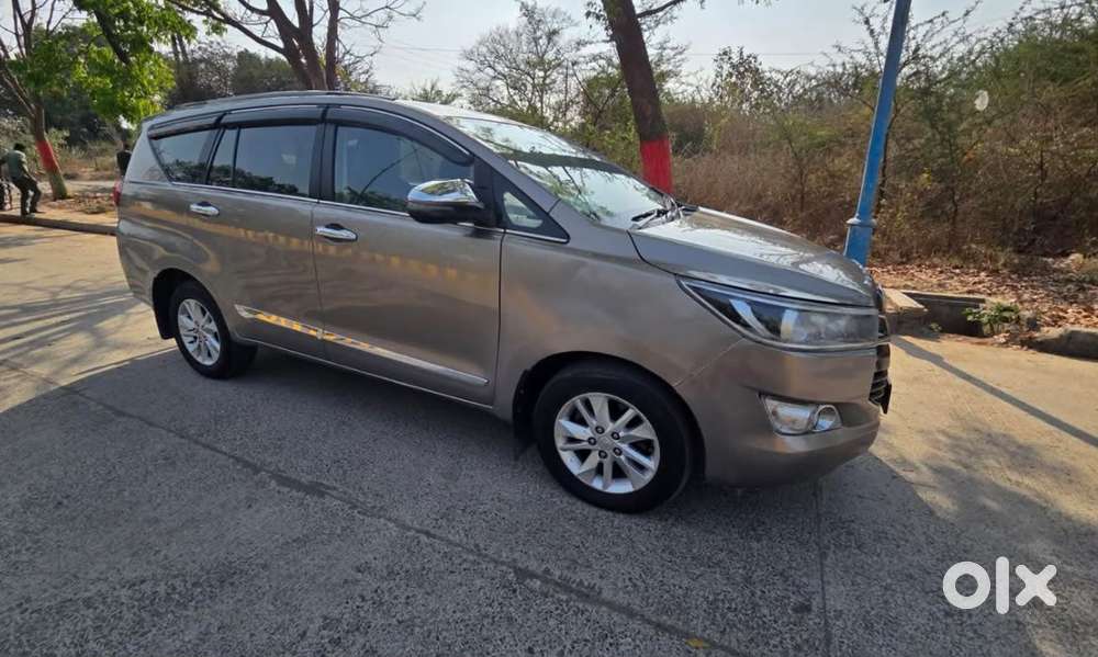Toyota Innova Crysta 2.7 Zx At, 2020