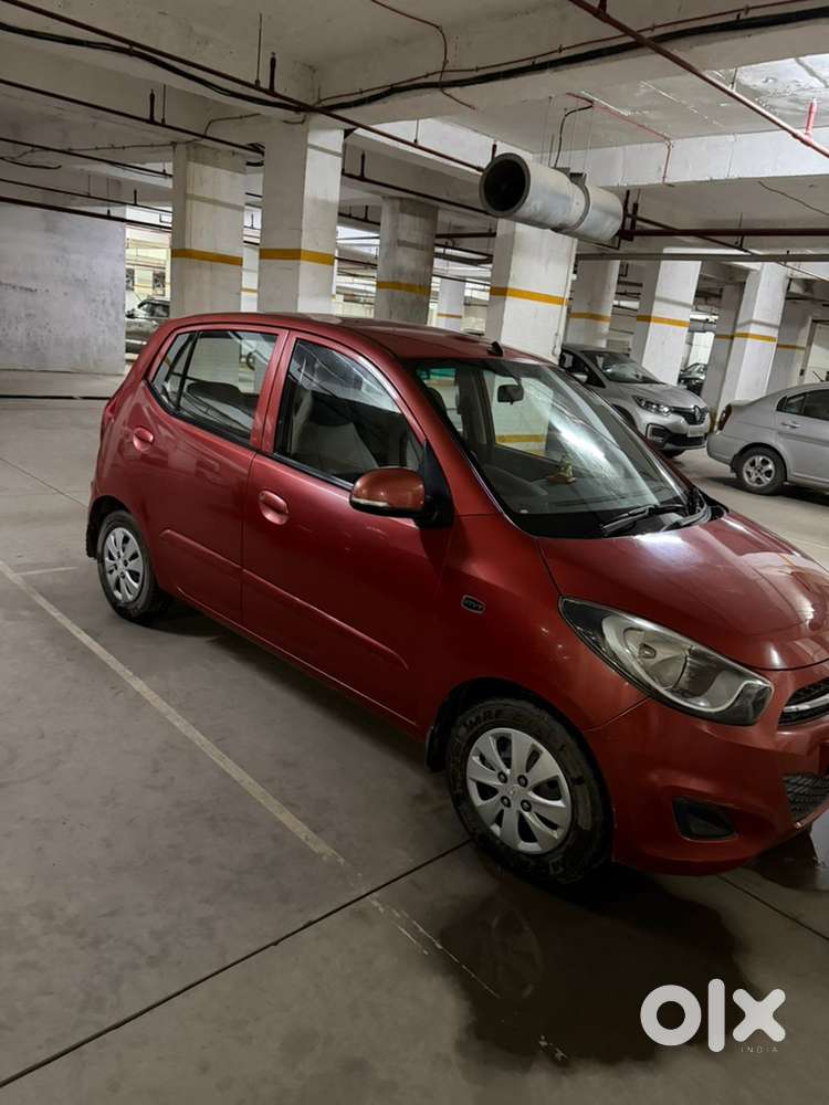 Hyundai I10 Sportz 2012 Petrol