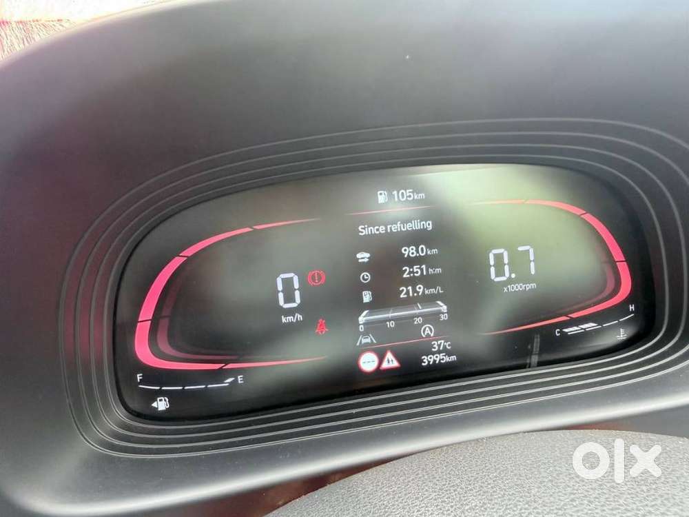 Hyundai Venue Sx (o) Mt 1.5 Diesel, 2024, Diesel