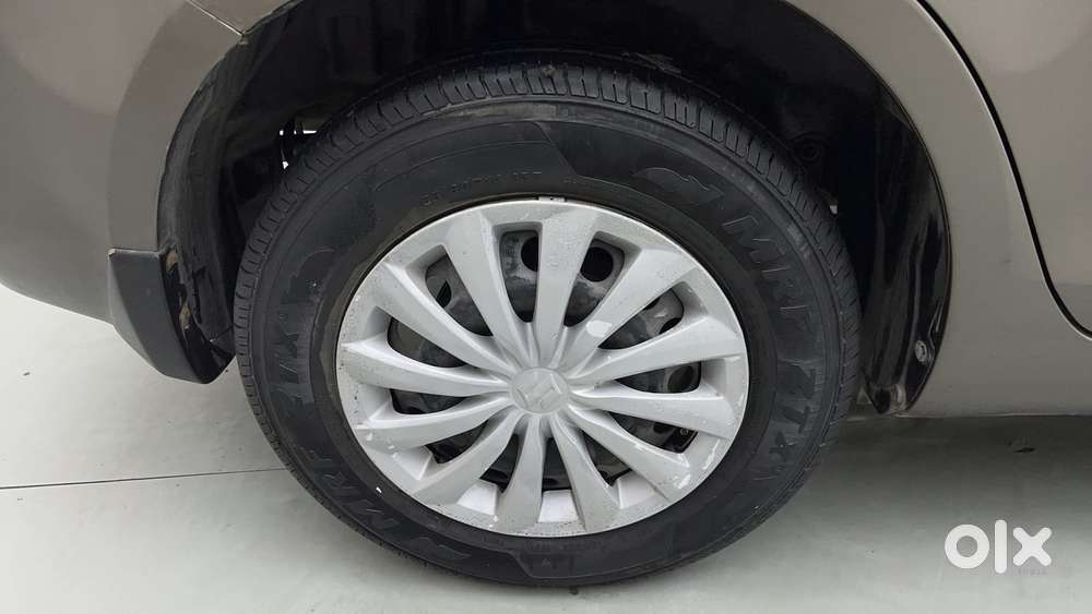 Maruti Suzuki Swift Dzire 1.3 Vxi, 2015, Petrol