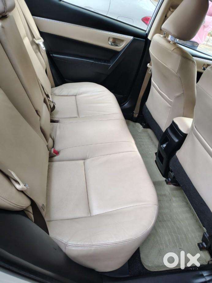 Toyota Corolla Altis 2013-2017 Vl At, 2016, Petrol