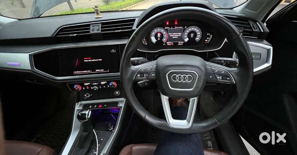 Audi Q3 40 Tfsi Premium Plus, 2025, Petrol