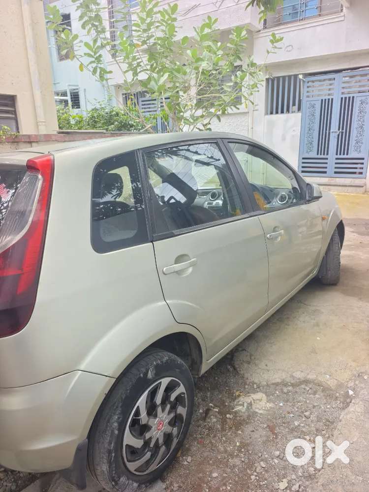 Ford Figo Diesel Titanium 2012
