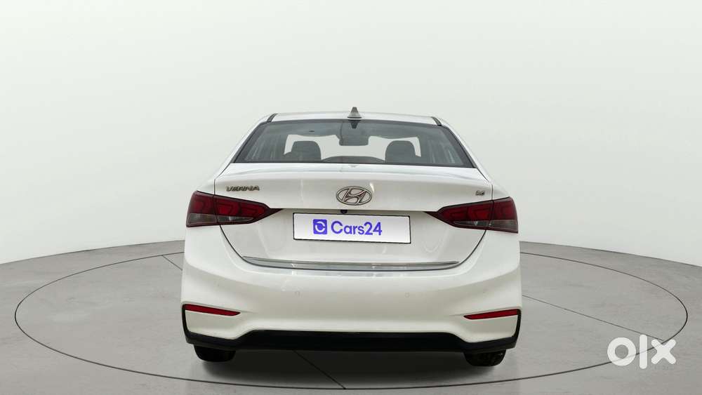 Hyundai Verna Vtvt 1.6 At Ex, 2017, Petrol