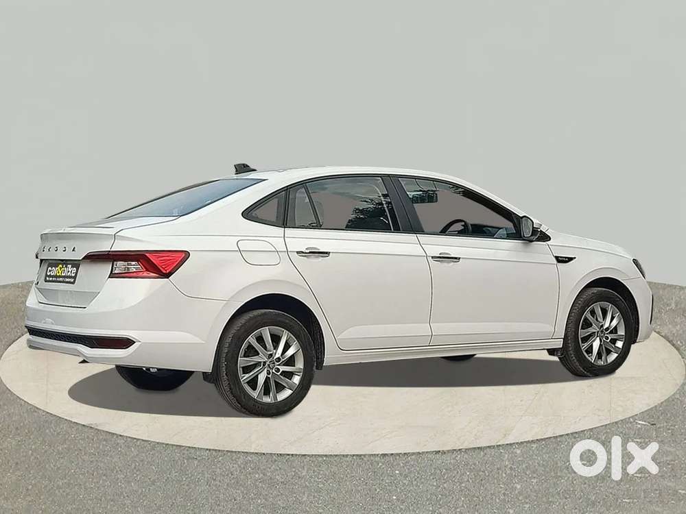 Skoda Slavia Ambition 1.0l Tsi At, 2023, Petrol