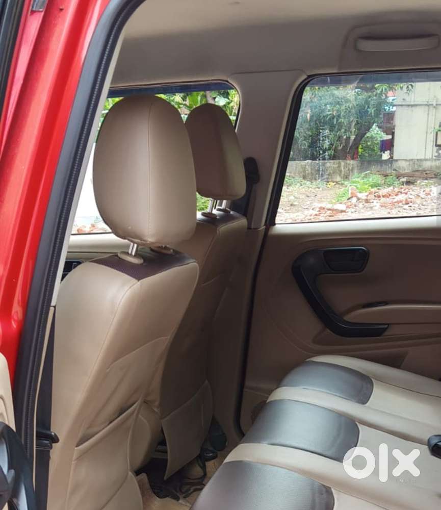Mahindra Tuv 300 T6, 2017, Diesel