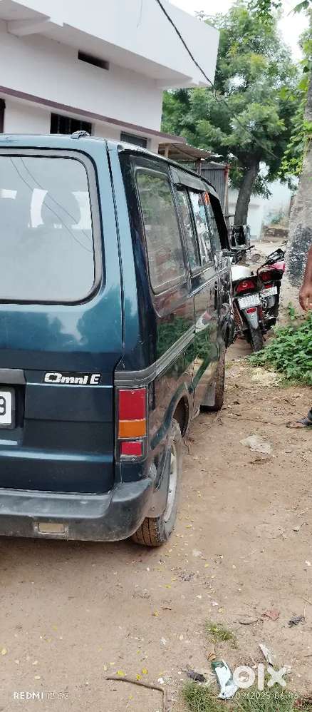 Maruti Suzuki Omni 2014
