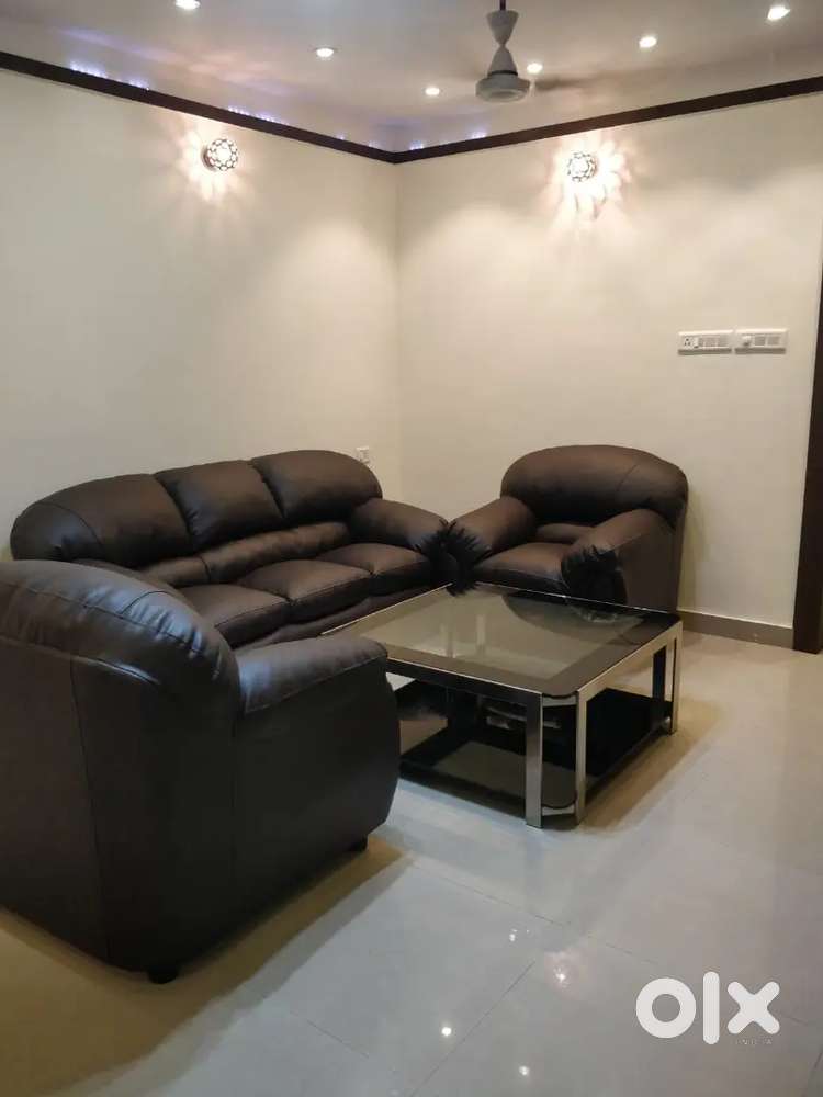 Naveen Apartment sales Nelson Manickam Road 3BHK 1950sft For Sale
