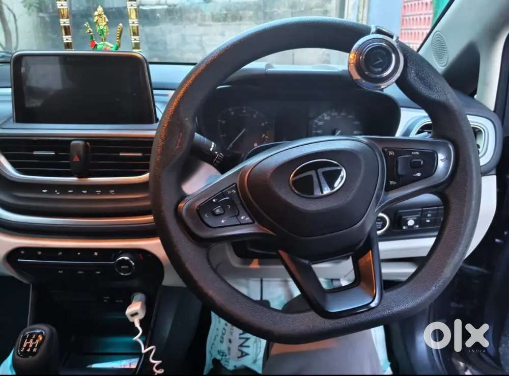 Tata Altroz 1.2 Xt 2024