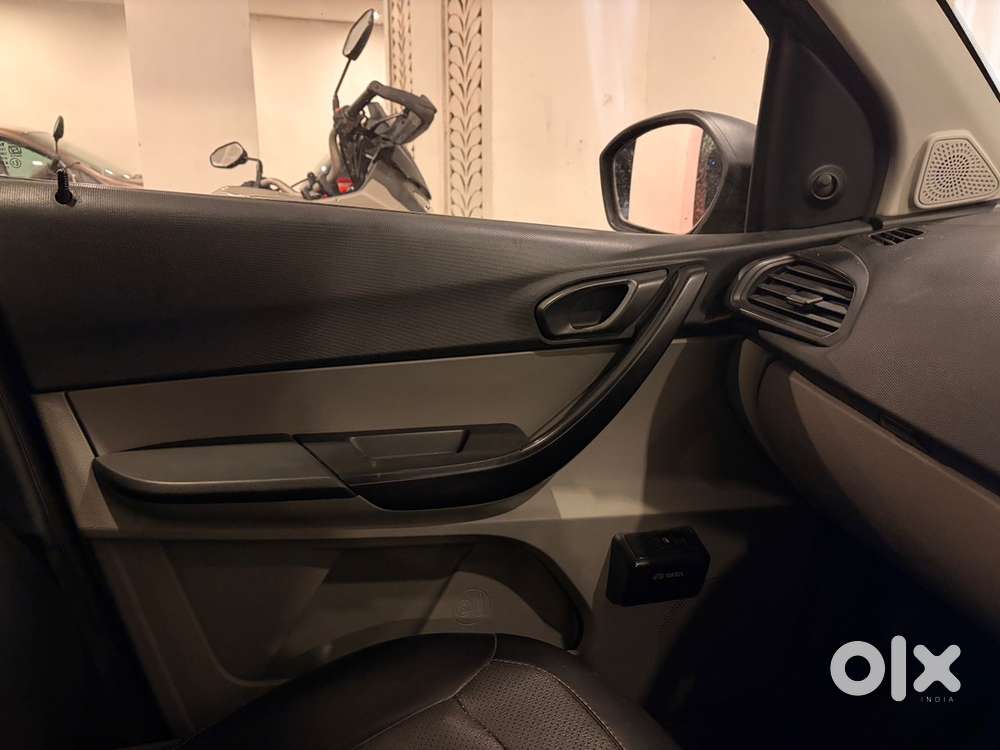 Tata Tiago Petrol 2020