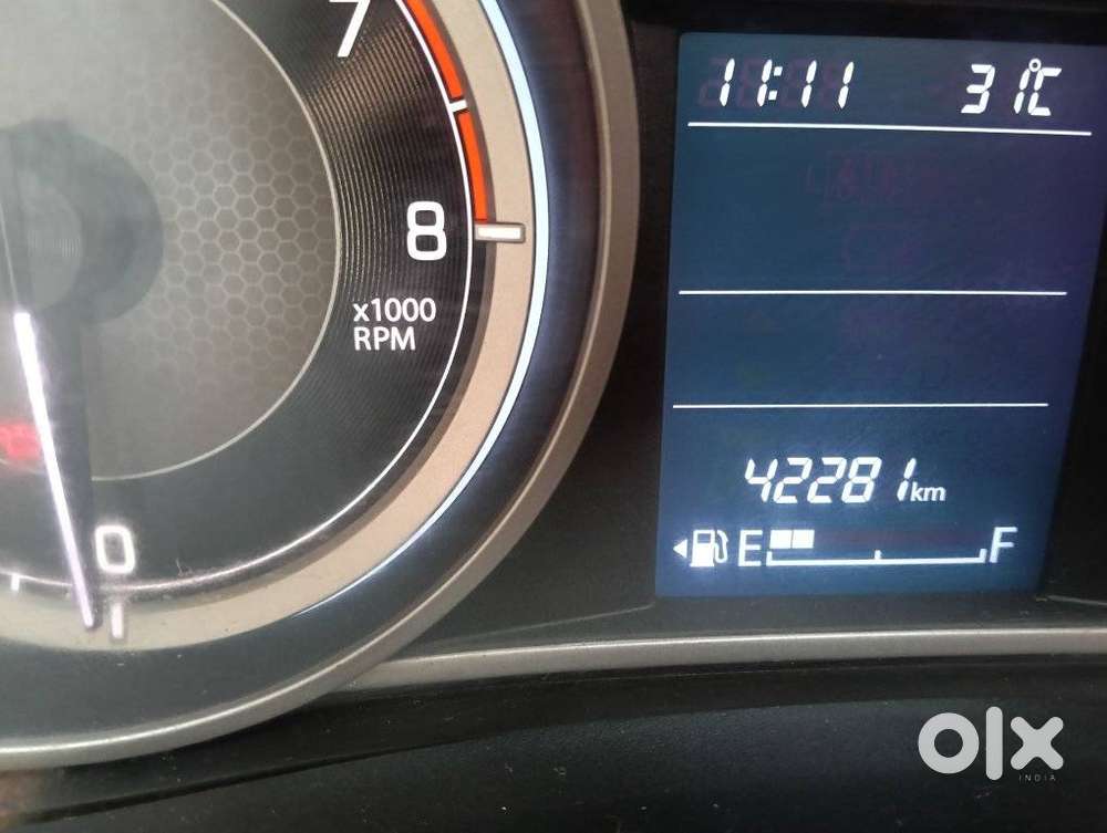 Maruti Suzuki Swift Dzire 1.2 Zxi Bsiv, 2018, Petrol