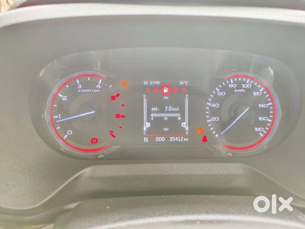 Mahindra Thar Roxx Mx5 Diesel Mt 2wd, 2025, Diesel