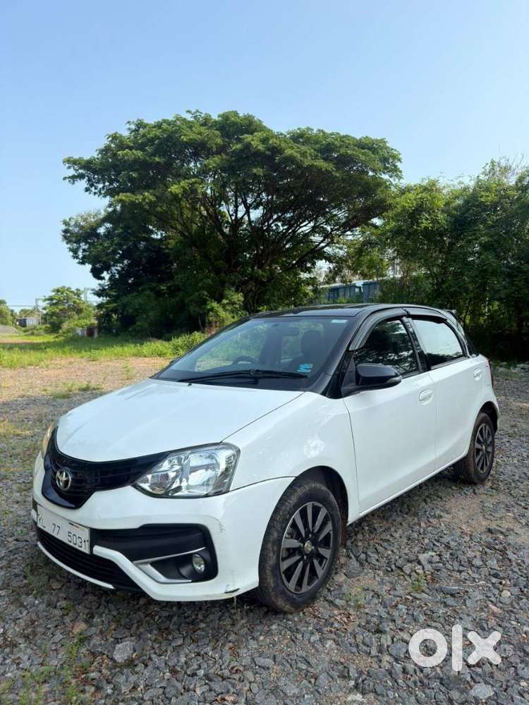Toyota Etios Liva 1.2 V, 2019, Petrol