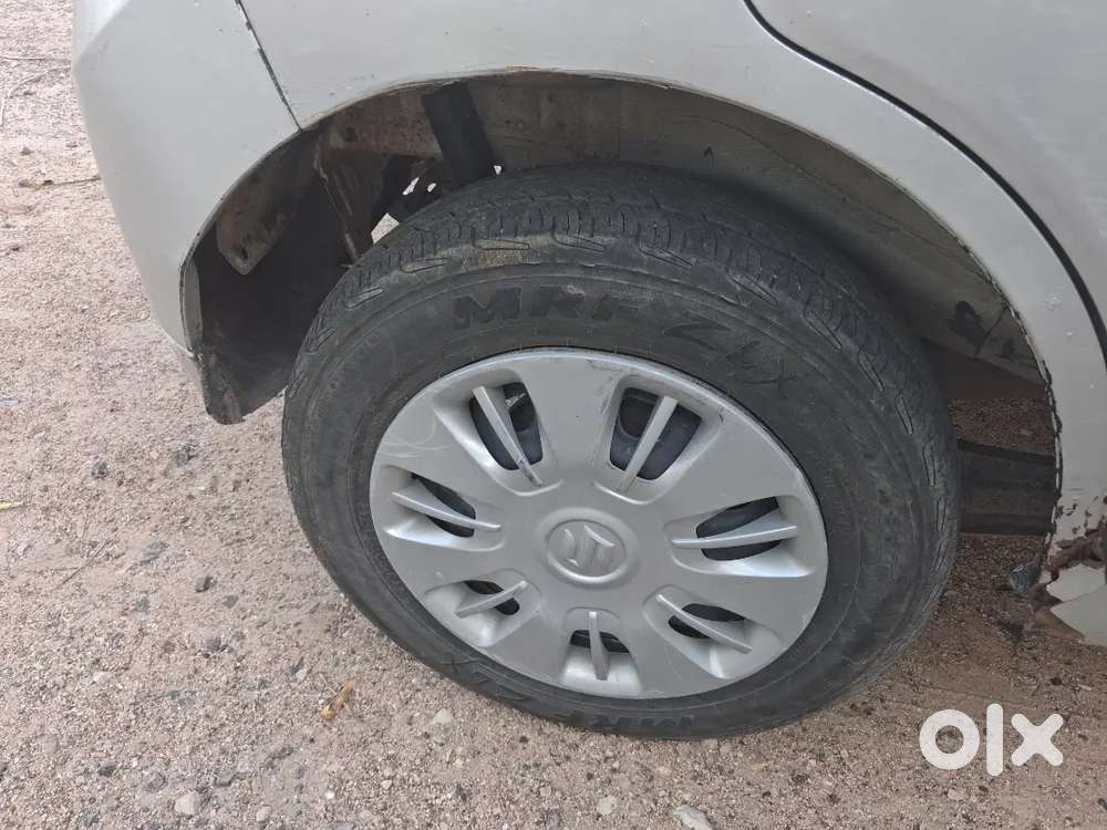 Gaadi Main Led Or Back Camera Laga Hua Hai Bettry New Power Steering