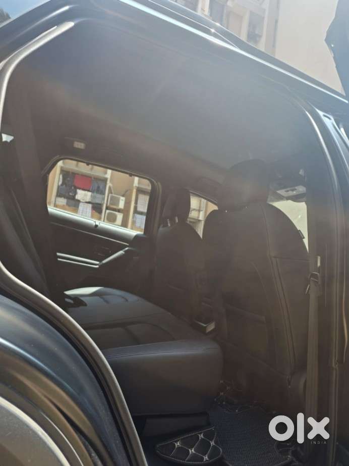 Tata Safari Accomplished X Plus 7 Str Stealth Edition At, 2025, Dies..
