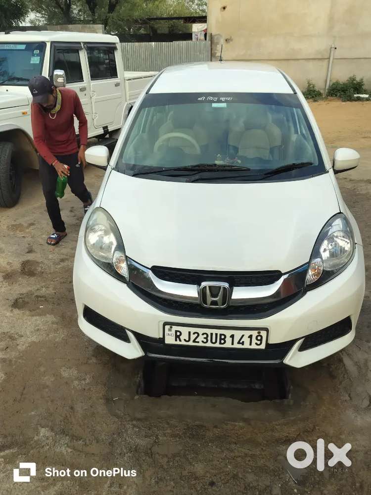 Honda Mobilio 2015 Model